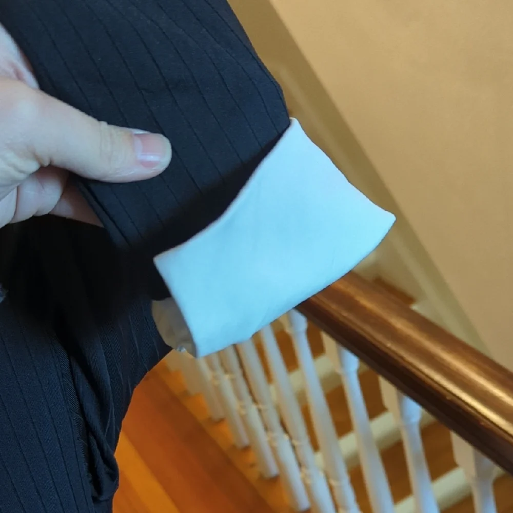 Black and White Collared Bodysuit - Picture 6 of 6